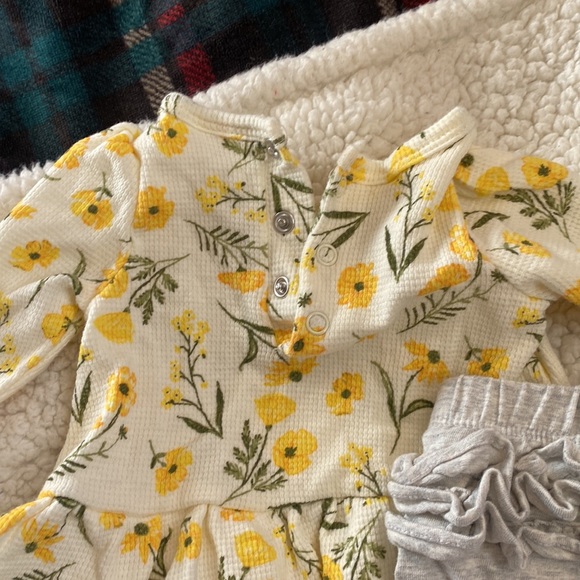 0-3 month set - Picture 5 of 6